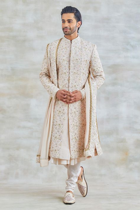 Sequin Work Embroidery, Embroidered Sherwani, Fashion Designer Studio, Plain Pants, Indian Groom, Desi Wedding, Groom Outfit, Indian Fashion Designers, Fashion App