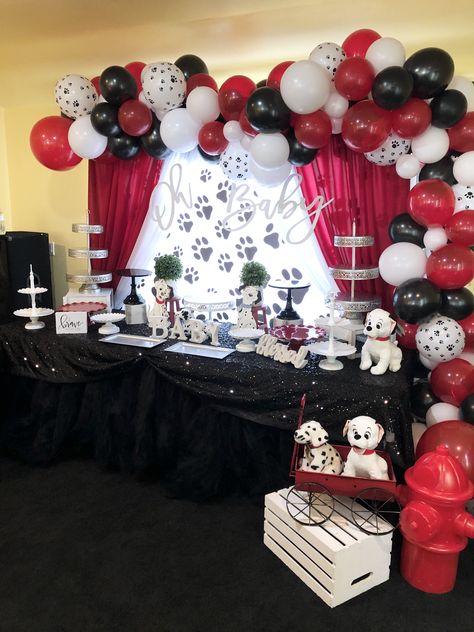 @chicpinkpetals_de 101 Dalmatians Halloween Decorations, 101 Dalmatians First Birthday, 101 Dalmations Decor, 101 Dalmations Party Decor, Birthday Dog Theme, 101 Dalmatians Party Games, 101 Dalmatians Nursery, 101 Dalmations Party, Dalmatian Birthday