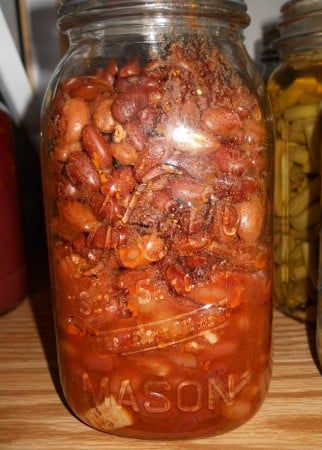 Canned Pork and Beans Homemade Pork And Beans, Pork And Beans Recipe, Recipes For Canning, Canning Beans, Canning Meat, Preserved Food, Pork And Beans, Pressure Canning Recipes, Preserving Foods