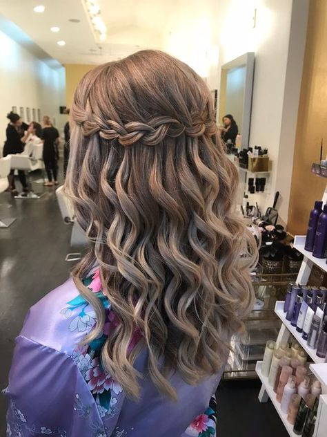 Waterfall Braid Hairstyle, Blond Ombre, Waterfall Braid, Penteado Cabelo Curto, Braided Hairstyles For Wedding, Braided Hairstyles Easy, Formal Hairstyles, Box Braids Hairstyles, Homecoming Hairstyles