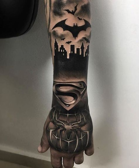 Marvel Tattoo Sleeve, Superman Tattoos, Tattoo Bar, Herren Hand Tattoos, Small Watercolor Tattoo, Hero Tattoo, Fake Tattoo Sleeves, Comic Tattoo, Batman Tattoo