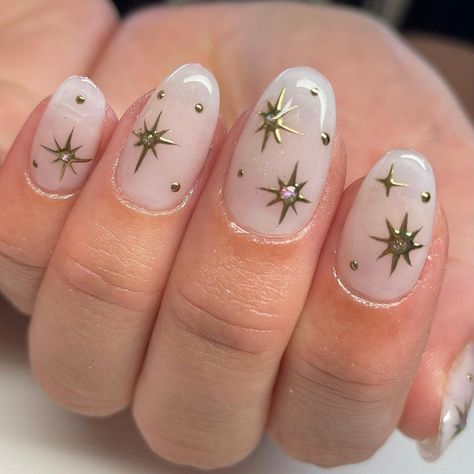 Celestial Nails, Star Nail Designs, Boho Nails, Amazing Nails, Cute Gel Nails, I'm Bored, Gem Nails, Star Nails, Minimalist Nails