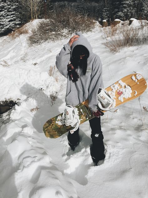 Snowboard Steeze, Snowboard Fits, Snowboard Aesthetic, Seasons Aesthetic, Ski Trip Aesthetic, Aesthetic Trip, Ski Technique, Snowboarding Photography, Snowboarding Aesthetic