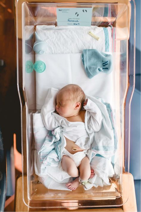 10 newborn photos to take at the hospital | Mum's Grapevine Baby Hospital Photos, Newborn Hospital Pictures, Baby Hospital Pictures, Photo Bb, Hospital Pictures, Hospital Photos, Newborn Hospital, Baby Hospital, Baby Sleep Problems