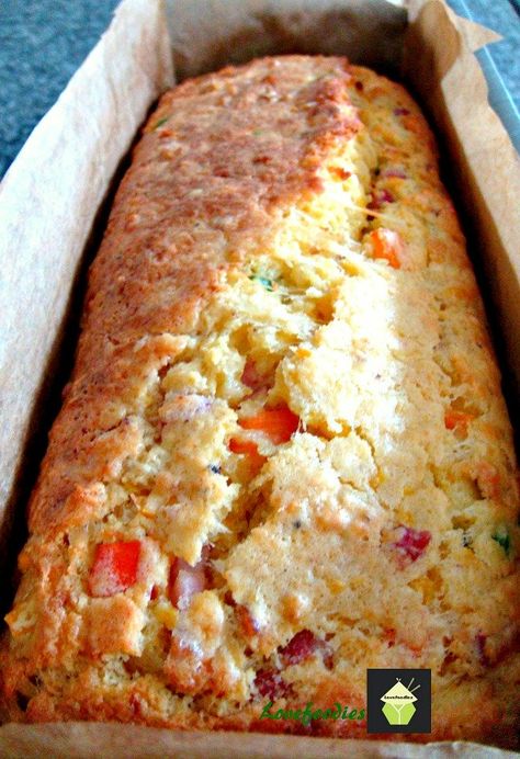 Cheesy Bacon, Corn and Pepper Bread Savory Loaf, Homemade Scotch Eggs, Pepper Bread, Easy Breakfast Muffins, Cheese Loaf, Zucchini Loaf, Bacon Corn, Chocolate Loaf Cake, Recipes Vegetables