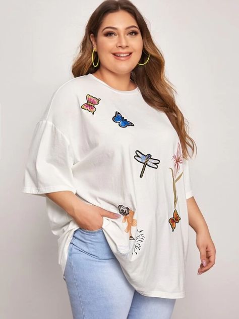 Plus Patched Detail Longline Oversized Tee | SHEIN Plus Size Oversized Shirt Outfit, Oversized Tshirt Outfit Plus Size, Bandhani Suit, Oversized Tee Outfit, Oversized Shirt Outfit, Big Size Outfit, Tee Outfits, Oversize Tshirt Outfits, Plus Size Looks