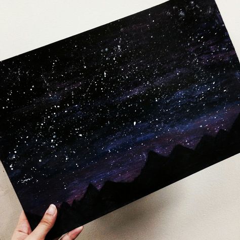 Night court painting Night Court Painting Ideas, Acotar Painting Easy, Acotar Art Night Court, Acotar Painting Ideas Easy, Night Court Painting, Velaris Painting Easy, Acotar Painting Ideas, Stargazing Painting, Velaris Painting