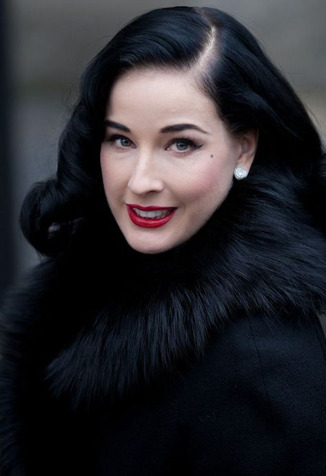 Dita Von Teese Style, Dita Von Tease, Dita Von, Dita Von Teese, Old Hollywood Glamour, Satin Shirt, Pin Up Style, Hollywood Glamour, Pretty Woman