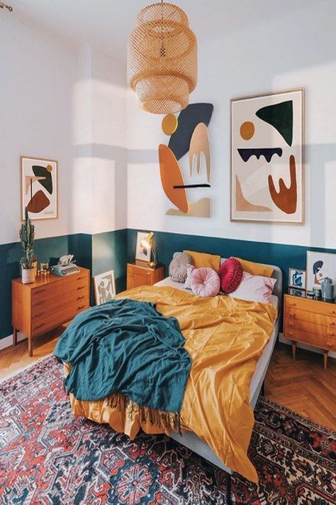 Vintage Bedroom Decor Ideas 80s Room Decor, Indian Palaces, Bohemian Bedroom Ideas, Summer Bedroom Decor, Bedroom Bohemian, Vintage Bedroom Decor, Teal Bedroom, Bohemian Style Interior, Guest Bedroom Decor