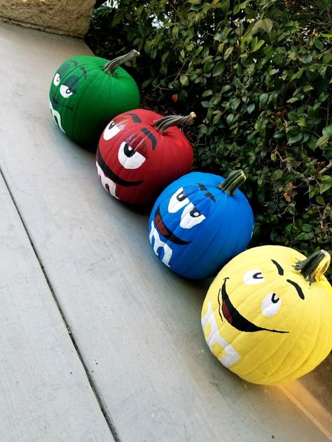 Halloween m&m pumpkins Billiard Balls, Painted Pumpkins, Billiard Table, Billiards, Halloween, Holiday Decor, Home Decor, Art