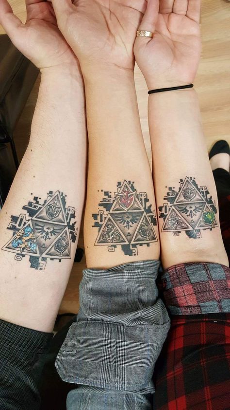 Matching Fantasy Tattoos, Loz Tattoo Ideas, Zelda Tattoo Sleeve, Ocarina Of Time Tattoo, Cute Couple Tattoo Ideas, Zelda Tattoo Ideas, Cute Couple Tattoo, Playstation Tattoo, Matching Tattoos For Couples