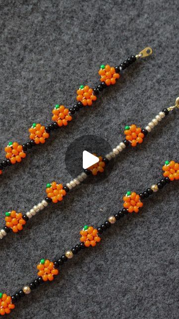 Seed Bead Pumpkin Bracelet, Beaded Pumpkin Tutorial, Christmas Diy Bracelet, Beaded Pumpkin Bracelet, Pumpkin Bead Bracelet, Pumpkin Beaded Bracelet, Pumpkin Seed Bead Bracelet, Pumpkin Bracelet Pattern, Fall Beaded Bracelet