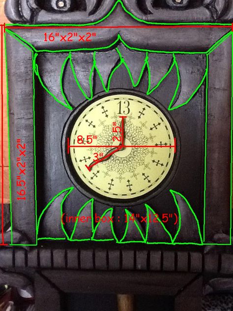 Disneyland's Haunted Mansion 13 Hour Clock Build Tutorial Haunted Mansion Clock, 13 Hour Clock, Diy Nightmare Before Christmas, Haunted Mansion Decor, Haunted Mansion Halloween, Haunted Mansion Disneyland, Haunted Dollhouse, Disneyland Halloween, Christmas Props