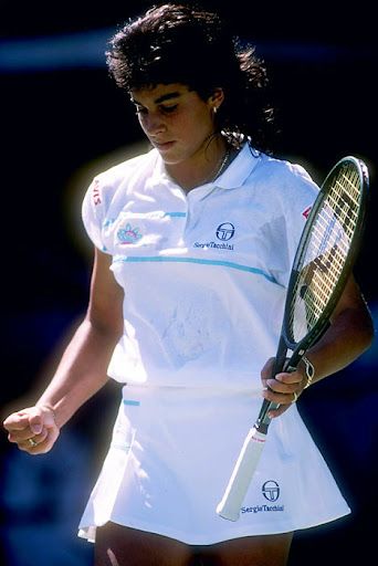 Gabriela Sabatini Gabriella Sabatini, Female Tennis, Tennis Quotes, Tennis Legends, Sports Tennis, Ladies Tennis, Tennis World, Vintage Tennis, Sport Tennis