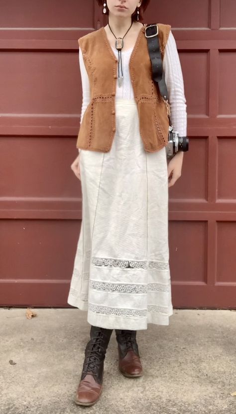 Cowboy Vest Outfits For Women, 70s Western Outfits Women, Womens Bolo Tie Outfit, How To Wear A Bolo Tie Woman, Brown Suede Vest Outfit, Bolo Tie Styling, Thrifted Western Outfits, Vintage Bolo Tie, Women Bolo Tie Outfit