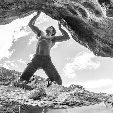 Rock Climbing Photography, Climbing Photography, Rock Climbing Workout, Rock Climbing Training, Climbing Art, Monochrome Photo, Climbing Workout, Indoor Rock Climbing, Boundary Waters