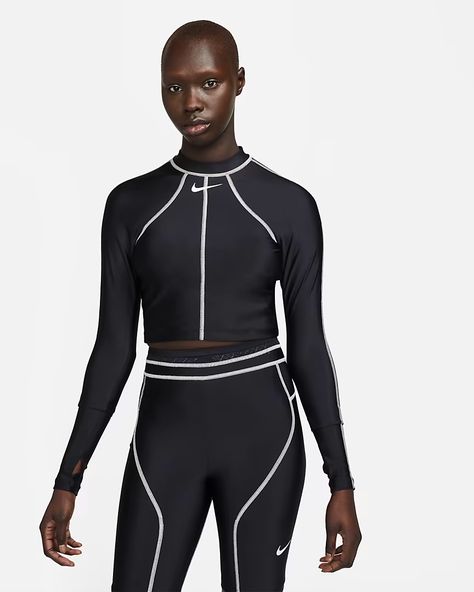 Dance Shoot, Nike Track And Field, Activewear Trends, Crop Swim Top, Black Crop Tee, Sports Outfits, Women Sportswear, Logo Hand, Nike Acg Jacket