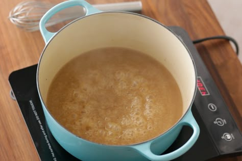 How to Thicken Gravy Gravy With Flour, Cornstarch Gravy, Thanksgiving Gravy Recipes, Flour Gravy, Thicken Gravy, Boiled Shrimp, Homemade Gravy Recipe, Thanksgiving Gravy, How To Make Gravy