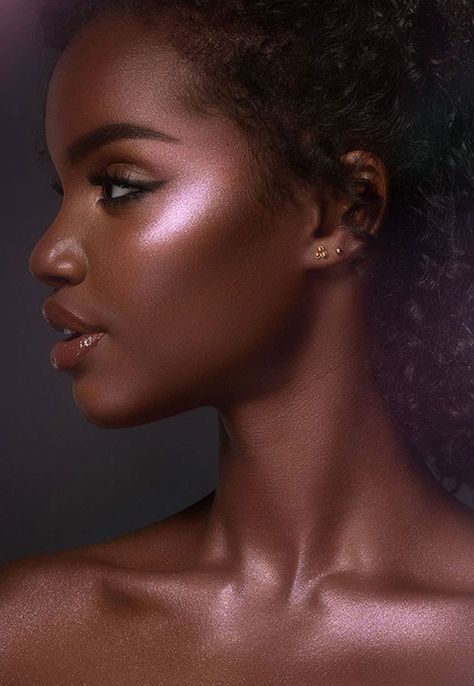 Pelo Afro, Dark Skin Beauty, Braut Make-up, Glow Kit, Gold Makeup, Beauty Shoot, Dark Skin Makeup, Makeup Obsession, Makeup For Black Women