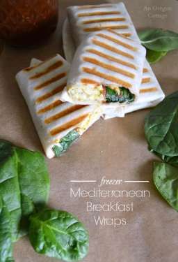 Freezer Mediterranean Breakfast Wraps- a flavorful hot breakfast on-the-go: http://anoregoncottage.com/freezer-mediterranean-breakfast-wraps/ Lunch Mediterranean, Breakfast Wraps Recipes, Breakfast Burritos Frozen, Mediterranean Foods, Mediterranean Cooking, Mediterranean Breakfast, Hot Breakfast, Mediterranean Diet Plan, Breakfast Wraps