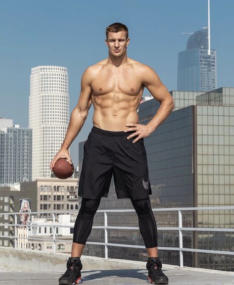 Gronk Rob Gronkowski, French Dip Recipe, Music Rules, Rob Gronkowski, French Dip, Dear Future Husband, Dear Future, Strong Female, Football Outfits