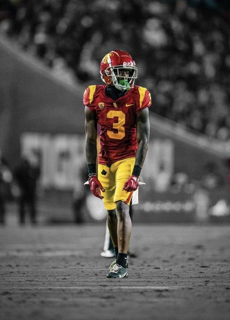 Jordan Addison, Usc Trojans Football, Trojans Football, Usc Football, Football Pics, Buccaneers Football, College Football Teams, Usc Trojans, Football Pictures