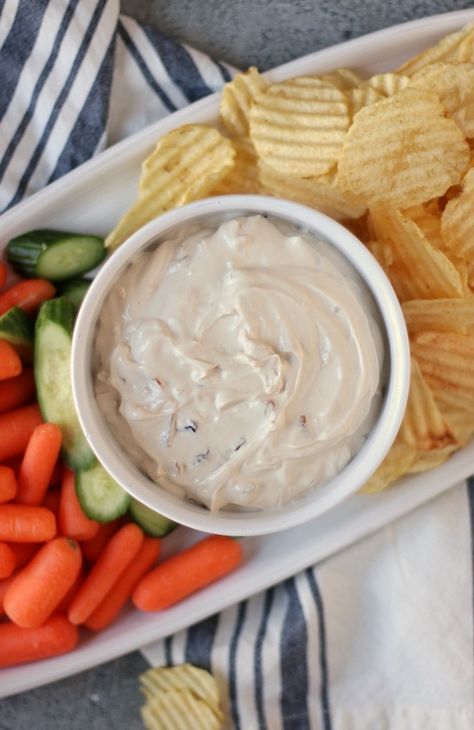 Lipton Onion Dip, French Onion Dip, Bbq Ideas, Backyard Grilling, Onion Dip, Veggie Dip, French Dip, The Dip, Soup Mixes