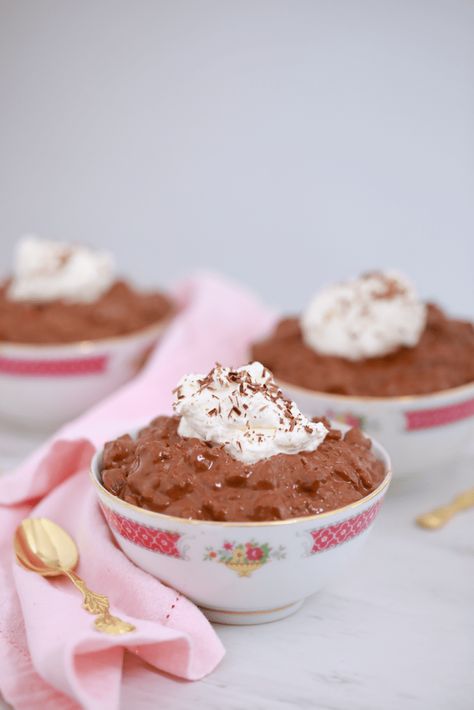 Chocolate Rice Pudding Recipe, Champorado Recipe, Chocolate Rice Pudding, Gemma Stafford, Rice Pudding Recipe, Bigger Bolder Baking, Chocolate Pudding Recipes, Custard Pudding, Rice Pudding