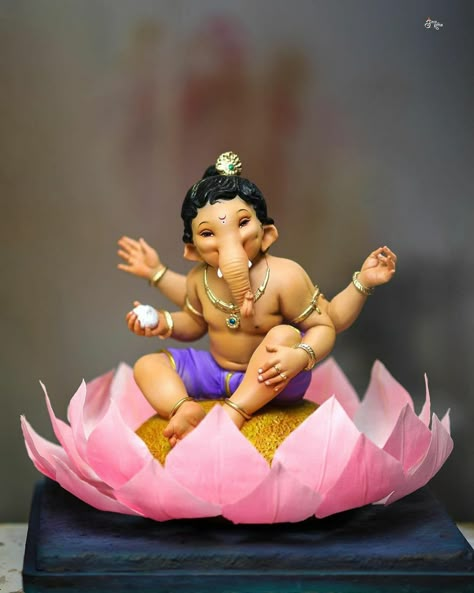 Baal Ganesh Murti, Bal Ganesh Murti, Ganpati Design, Durga Puja Wallpaper, Ganesha Murti, Ganpati Photo, Ganpati Murti, Ganpati Photo Hd, Eco Friendly Ganesha