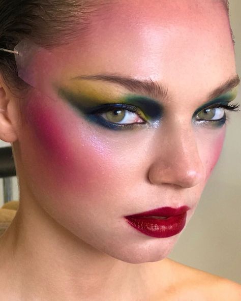 Modern 80s Makeup, 80s Hair And Makeup 1980s, Simple 80s Makeup, 80s New Wave Makeup, 80s Inspired Makeup, Egypt Editorial, 1980’s Makeup, Summer Diy Decor, Mothership Palette