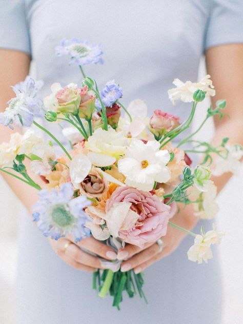 Bridgerton Vibes, Pastel Bridesmaids, Pastel Bouquet, Colorful Wedding Flowers, Spring Wedding Flowers, Wedding Flowers Summer, Spring Pastels, Bouquet Arrangements, Colorful Wedding