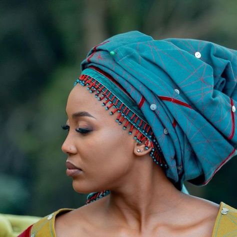 Xhosa Headwrap, Xhosa Doek Styles, Doek Styles, Winnie Mandela, African Image, Xhosa Attire, African Traditional Wear, African Traditional Wedding Dress, Hair Wrap Scarf