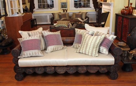 Handmade ethiopian furniture Ethiopian Furniture, Homemaking Ideas, Valley Cottage, African Interior, Interior Design Courses, Interior Design School, Alexandria Virginia, Traditional Sofa, Cottage Interior