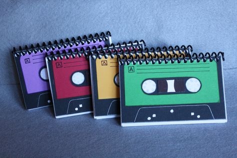 This site has lots of clever patterns and project templates Old Cassette Tapes, Tape Template, Cassette Tape Art, Old Cassette, Vcr Tapes, Tape Cassette, Vhs Cassette, Vintage Cassette, Coil Binding