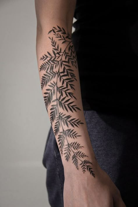 Small Forearm Sleeve Tattoos, Tlou Inspired Tattoo, Leaf Tattoo Ideas, Foliage Tattoo, Earthy Tattoos, Forest Tattoo, Jagua Henna, Fern Tattoo, Leaf Tattoo