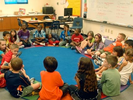 Substitutes and Diverse Learners: How to Prepare | Edutopia Classroom Norms, Diverse Learners, Positive Classroom Environment, Godly Play, Class Meetings, Responsive Classroom, Classroom Management Tips, Classroom Environment, Classroom Community