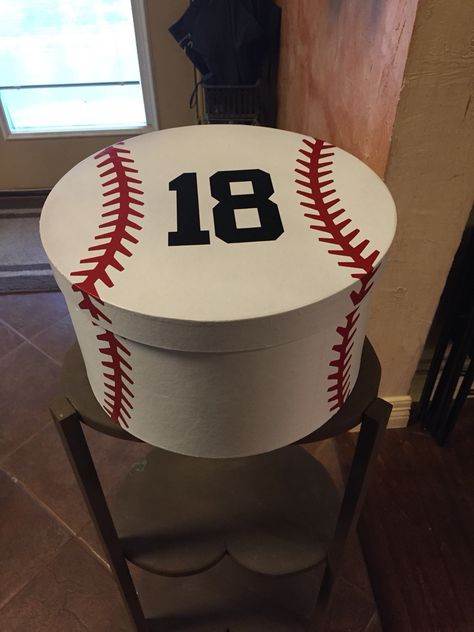 Card Box for senior baseball player. Baseball Valentine, Graduation Card Boxes, Graduation Open Houses, Gifts For Baseball Players, Baseball Birthday Party, Valentine Day Boxes, Gift Card Boxes, Baseball Party, Baseball Theme