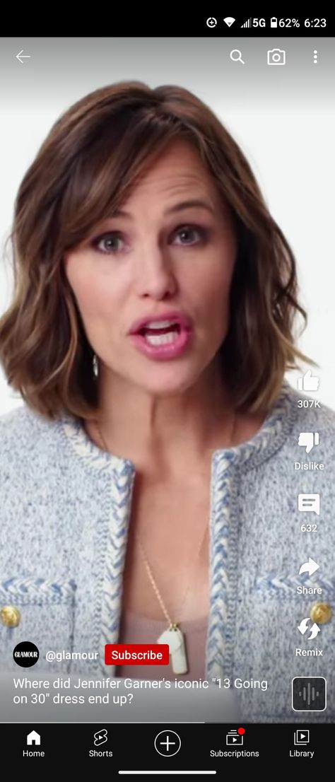 Jennifer Garner New Hairstyle, Jennifer Garner Hairstyles, Jennifer Garner Bob Hair, Jennifer Garner Bob Haircut, Jen Garner Hair, Jennifer Gardner Short Hair, Short Lots Of Layers Hair, Jennifer Garner Short Hair 2023, Jennifer Garner Hair Bangs