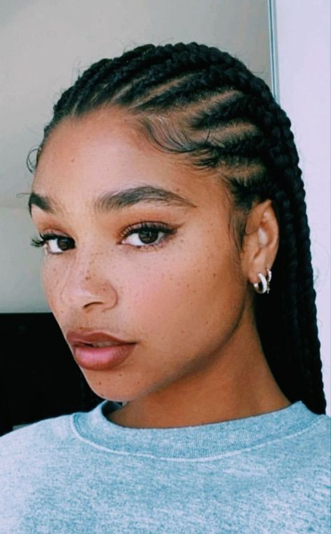 Cornrow Hairstyle, Box Braids Hairstyles For Black Women, Braids Hairstyles Pictures, Braided Cornrow Hairstyles, Cute Box Braids Hairstyles, Protective Hairstyles Braids, Trendy Hairstyle, Pretty Braided Hairstyles, Girls Hairstyles Braids