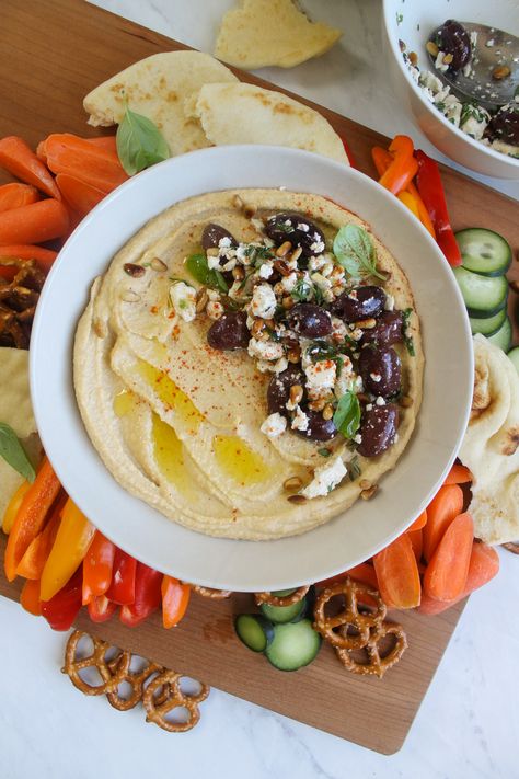 Mediterranean Hummus with Olives and Feta - Sungrown Kitchen Basic Hummus Recipe, Mediterranean Hummus, Hummus Ingredients, Peanut Butter Nutella, Meal Prep Snacks, Garlic Uses, Party Dip, Make Hummus, Yummy Healthy Snacks