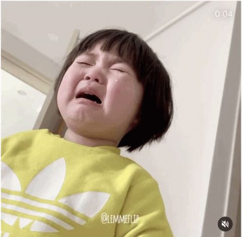 Jin Miran Korean Baby GIF - JinMiran KoreanBaby Cry - Discover & Share GIFs Crying Gif, Korean Baby, Ulzzang Kids, Cute Asian Babies, Korean Babies, Cute Funny Babies, Baby Crying, Fun Quotes