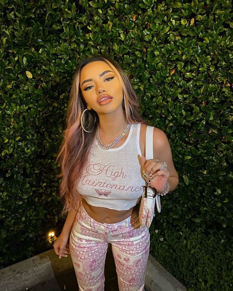 𝒦𝒶𝓇𝓁𝒶 𝒥 on Instagram: “High maintenance 💕” Karla Jara, Y2k Outfit Ideas, Floral Outfit, Streetwear Casual, Linen Pants Women, Sequin Tank Tops, Overalls Women, Denim Shorts Women, Womens Dress Pants