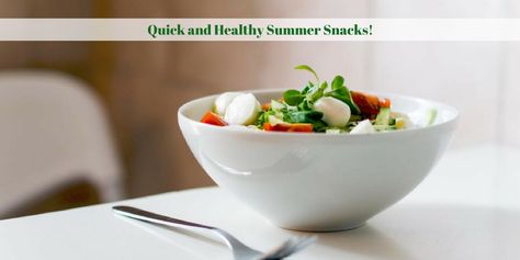 With the long days of summer in full force, you don’t want to be stuck in a hot kitchen preparing snacks all day for yourself or the kids.  These quick and easy recipes will not only get you out of the kitchen in a hurry, they are healthy and refreshing too! Parkinson Diet, Antioxidants Benefits Skin, Anti Oxidant Foods, Food Combining, Natural Health Tips, Natural Health Remedies, Improve Digestion, Foods To Eat, Best Diets