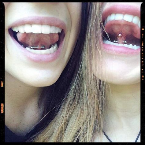 Web Tongue Piercing Tongue Piercing Tumblr, Web Piercing, Beautiful Teeth, Airbrush App, Cute Piercings, Piercings Unique, Tongue Piercing, Lip Piercing, Body Modifications