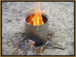 Hobo Stove Urban Survival Hobo Stove, Camping Hacks Food, Rocket Stove, Fire Places, Bushcraft Camping, Rocket Stoves, Emergency Prepping, Camping Stove, Simple Life Hacks