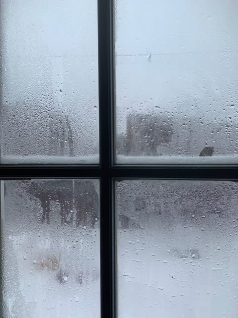 Foggy Windows Aesthetic, Snow Aesthetic Window, Frosted Window Aesthetic, Frosty Window Aesthetic, Frosty Winter Aesthetic, Snowless Winter Aesthetic, Minimal Winter Aesthetic, Snow Outside Window Aesthetic, Clear Winter Aesthetic