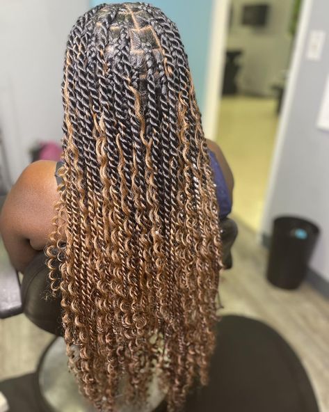 ✨Paradise found with TWIST✨ Whether you book with color or not, island twist are ALWAYS A HIT‼️ ✨Hair included for all styles ✨Suite located ✨Accepting new clients Last day to use code “Hbdaries” to receive $31 off your appointment Hit the link below or in my bio to get you booked ⬇️⬇️⬇️⬇️⬇️ https://BraidsGalore456.as.me/ . . . . #senegalesetwists #bohocurls #boxbraids #knotlessbraids #braidsgang #803braider Travel Bra, Island Twist, Booking Available, Accepting New Clients, Senegalese Twist, Box Braid, Paradise Found, New Clients, Protective Styles