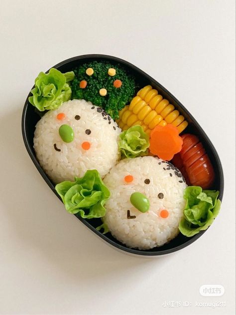 Kids Lunch Box Meals, Bento Box Recipes, Preschool Lunch, Lunch Box Idea, Cute Bento Boxes, Japanese Food Bento, Cute Bento, Kawaii Cooking, Easy Eat