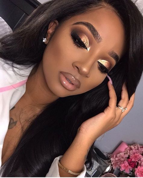 Dreyah! 🎨👗 on Instagram: “Good Morning... may we all have an amazing makeup day. 🥰🙏🏾” Maquillage Yeux Cut Crease, Makeup Cantik, Prom Makeup Looks, Makeup For Black Skin, Bridal Makeup Natural, Birthday Makeup, Brown Skin Makeup, Beauty Make-up, Braut Make-up