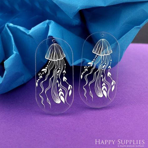 Charms, made of clear acrylic and printed with white Jellyfish , are so nice for DIY Earrings and match any Jewelry Findings. Laser Cut Earrings Acrylics, Acrylic Earrings Laser Cut, Laser Earrings, Jellyfish Earrings, Laser Cut Wood Crafts, Earrings Charms, Laser Engraved Ideas, Lazer Cut, Laser Cut Jewelry